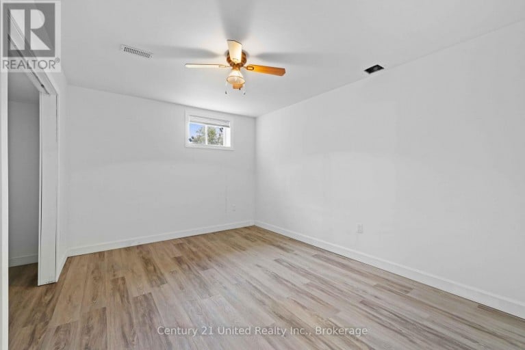 127.5 ADELAIDE STREET S, Kawartha Lakes (Lindsay), Ontario, K9V3K5