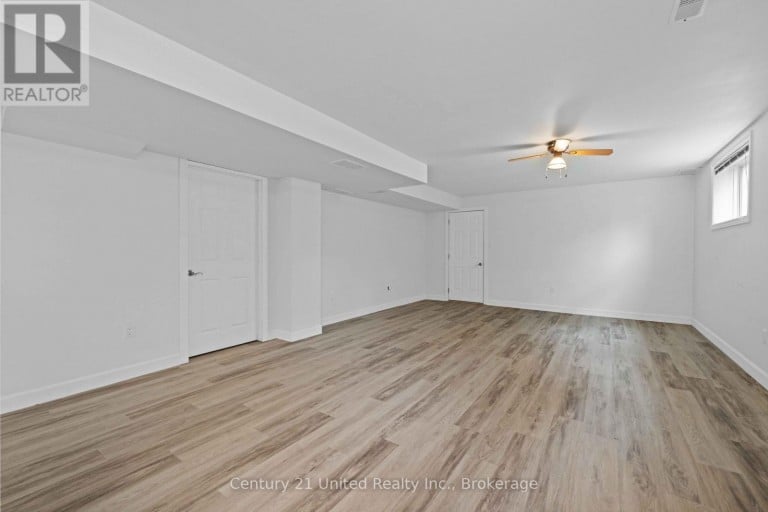 127.5 ADELAIDE STREET S, Kawartha Lakes (Lindsay), Ontario, K9V3K5