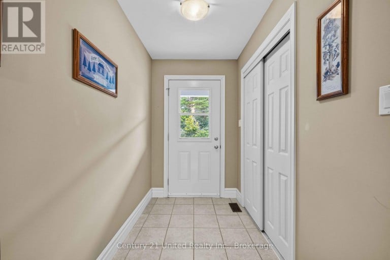 127.5 ADELAIDE STREET S, Kawartha Lakes (Lindsay), Ontario, K9V3K5