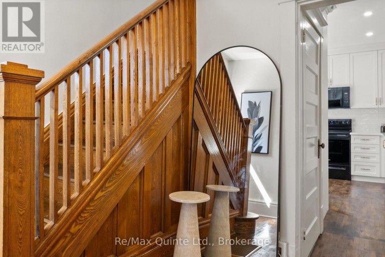 298 BLEECKER AVENUE, Belleville (Belleville Ward), Ontario, K8N3V4