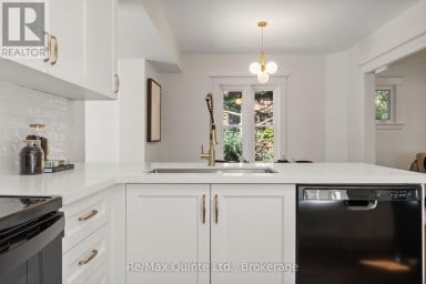 298 BLEECKER AVENUE Belleville (Belleville Ward) Ontario photo 21
