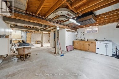 361 METCALFE STREET Guelph (Riverside Park) Ontario photo 18