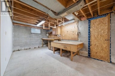 361 METCALFE STREET Guelph (Riverside Park) Ontario photo 20