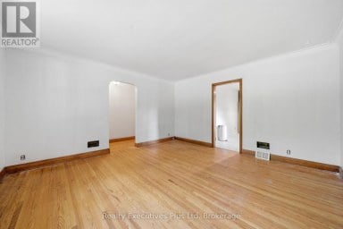 361 METCALFE STREET Guelph (Riverside Park) Ontario photo 6