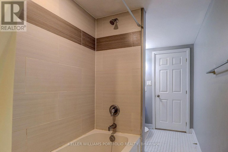 LOWER LEVEL - 962 WILLOWDALE AVENUE, Oshawa (Donevan), Ontario, L1H1W4