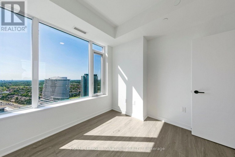 2404 - 2495 EGLINTON AVENUE W, Mississauga (Central Erin Mills), Ontario, L5M2T2