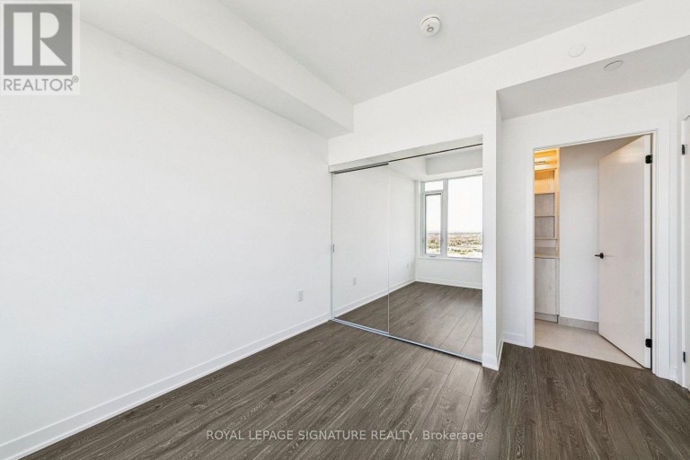 2404 - 2495 EGLINTON AVENUE W, Mississauga (Central Erin Mills), Ontario, L5M2T2