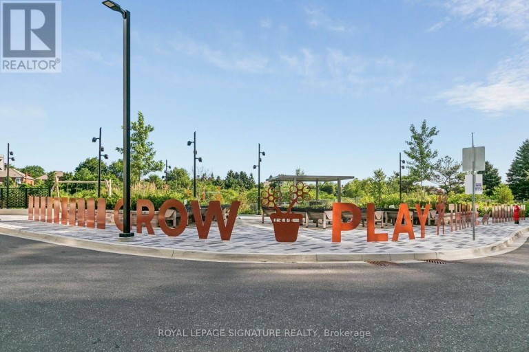 2404 - 2495 EGLINTON AVENUE W, Mississauga (Central Erin Mills), Ontario, L5M2T2