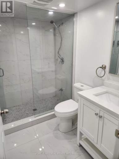 LOWER - 2577 WHALEY DRIVE, Mississauga (Cooksville), Ontario, L5B1X1