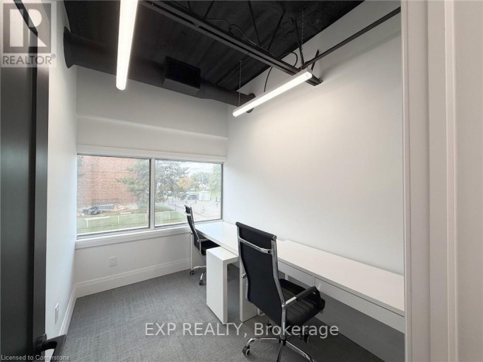 OFFICE #2 - 156 PARKDALE AVENUE N, Hamilton (McQuesten), Ontario, L8H5X2
