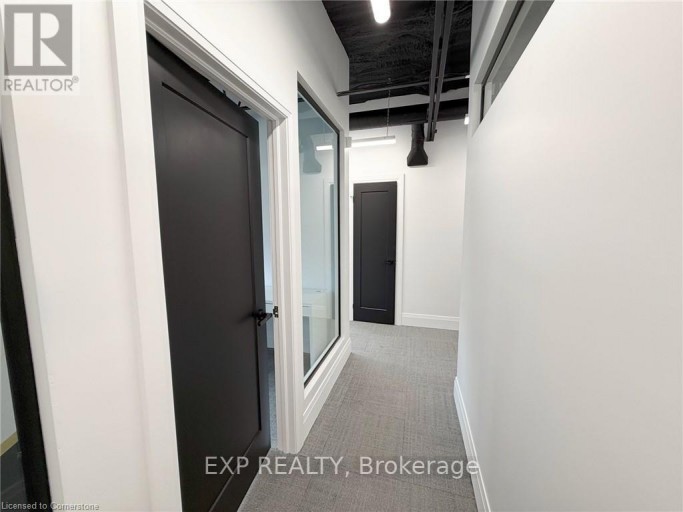 OFFICE #2 - 156 PARKDALE AVENUE N, Hamilton (McQuesten), Ontario, L8H5X2