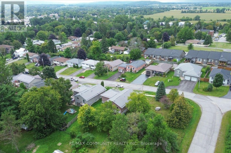 25 TANNER DRIVE, Stirling-Rawdon (Stirling Ward), Ontario, K0K3E0