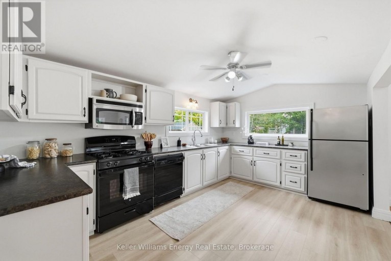 29 EDGEWOOD DRIVE, Kawartha Lakes (Verulam), Ontario, K0M1N0