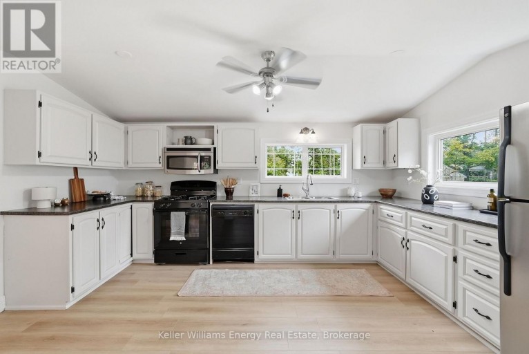 29 EDGEWOOD DRIVE, Kawartha Lakes (Verulam), Ontario, K0M1N0