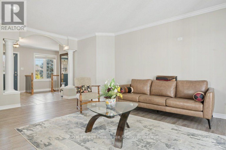 36 HEARTWOOD DRIVE, Belleville (Belleville Ward), Ontario, K8P5L9