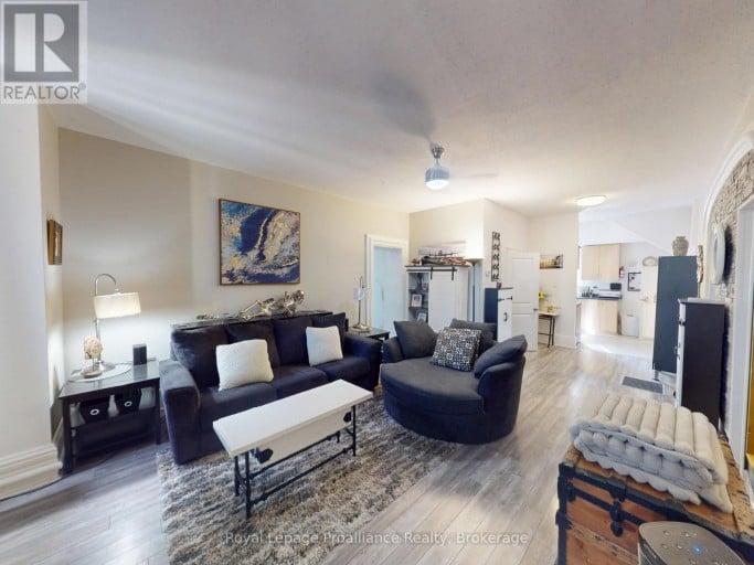 13 CHURCH STREET, Stirling-Rawdon (Stirling Ward), Ontario, K0K3E0