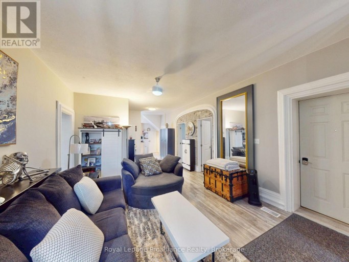 13 CHURCH STREET, Stirling-Rawdon (Stirling Ward), Ontario, K0K3E0