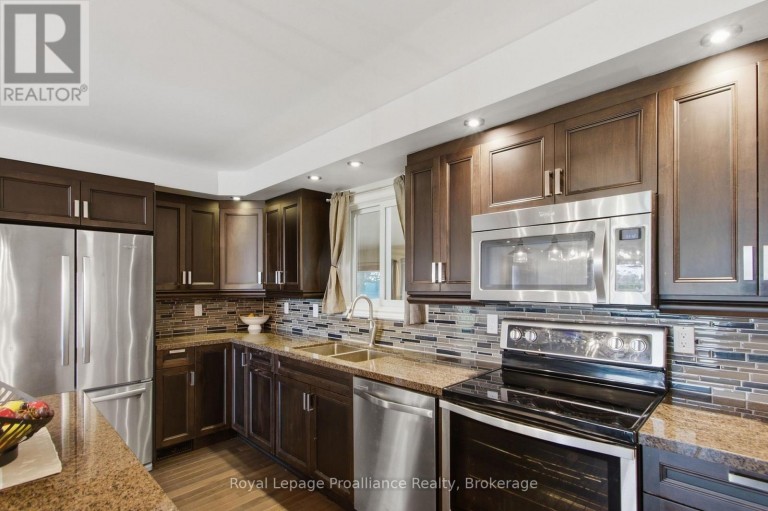 328 RITZ ROAD, Belleville (Thurlow Ward), Ontario, K0K1V0