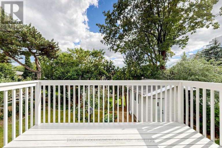 21 GROVE PARK CRESCENT, Toronto (Don Valley Village), Ontario, M2J2C7