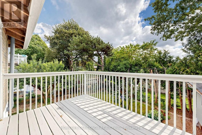 21 GROVE PARK CRESCENT, Toronto (Don Valley Village), Ontario, M2J2C7
