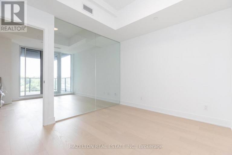 706 - 8 MANOR ROAD W, Toronto (Yonge-Eglinton), Ontario, M4S2A5