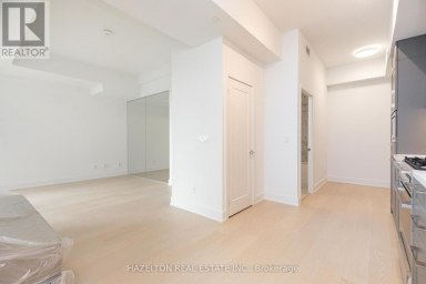 706 - 8 MANOR ROAD W Toronto (Yonge-Eglinton) Ontario photo 2