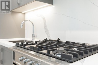 706 - 8 MANOR ROAD W Toronto (Yonge-Eglinton) Ontario photo 8