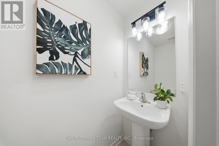 10 - 484 SALEM ROAD S, Ajax (South East), Ontario, L1S0G9