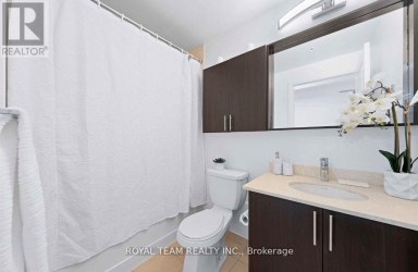 1014 - 85 PARK ROAD N Vaughan (Beverley Glen) Ontario photo 6