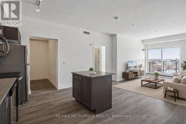 422 - 430 ESSA ROAD Barrie (Holly) Ontario photo 11