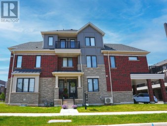 9 CROWN GATE Oakville (GO Glenorchy) Ontario photo 1