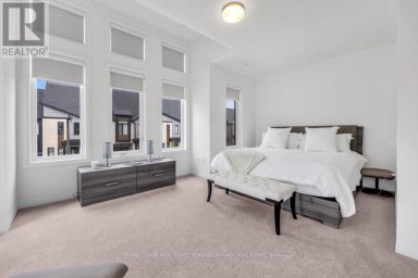 9 CROWN GATE Oakville (GO Glenorchy) Ontario photo 14
