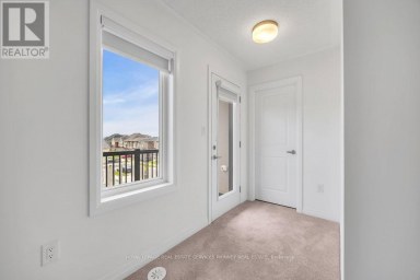 9 CROWN GATE Oakville (GO Glenorchy) Ontario photo 31