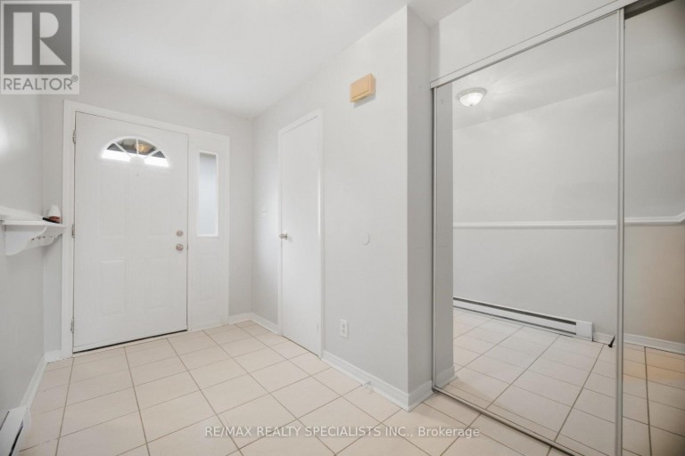 20 - 6780 FORMENTERA AVENUE, Mississauga (Meadowvale), Ontario, L5N2L1