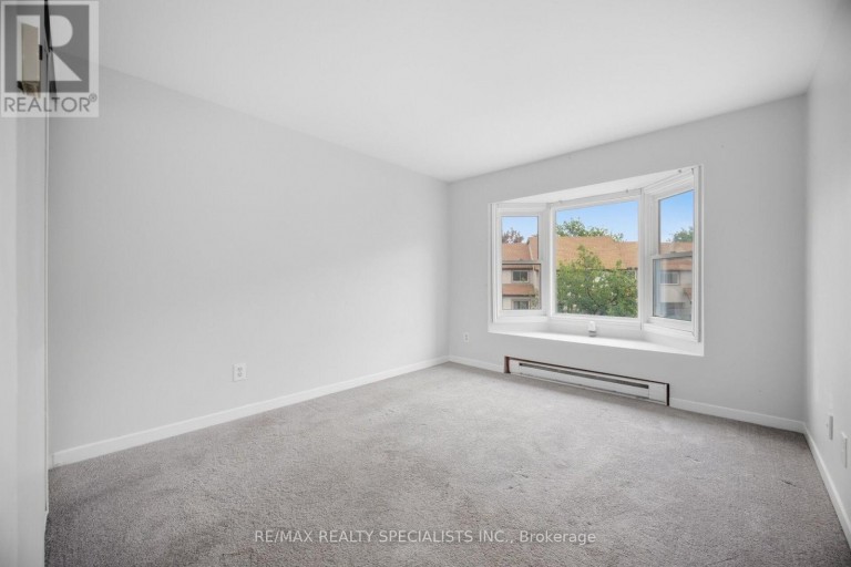 20 - 6780 FORMENTERA AVENUE, Mississauga (Meadowvale), Ontario, L5N2L1
