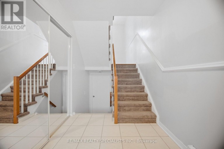 20 - 6780 FORMENTERA AVENUE, Mississauga (Meadowvale), Ontario, L5N2L1
