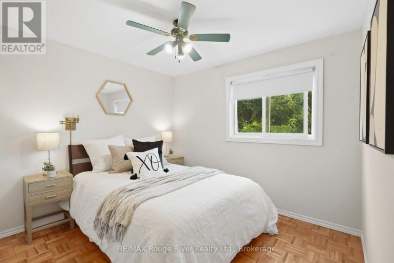 313 LUPIN DRIVE, Whitby (Downtown Whitby), Ontario, L1N1Y5