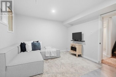 313 LUPIN DRIVE Whitby (Downtown Whitby) Ontario photo 30