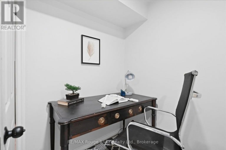 313 LUPIN DRIVE, Whitby (Downtown Whitby), Ontario, L1N1Y5
