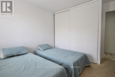 501 - 650 CHEAPSIDE STREET London East (East C) Ontario photo 18