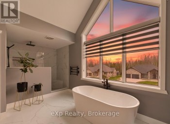 36 LAKESIDE WOODS CRESCENT Saugeen Shores Ontario photo 17