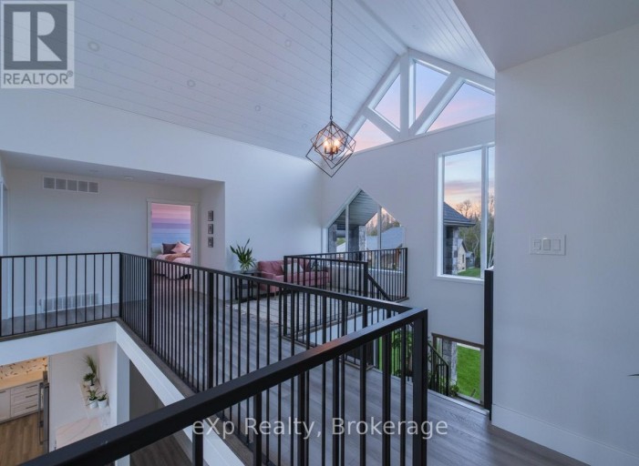 36 LAKESIDE WOODS CRESCENT, Saugeen Shores, Ontario, N0H2C6