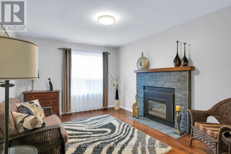 50 LIVINGSTONE STREET W, Barrie (West Bayfield), Ontario, L4N7J2