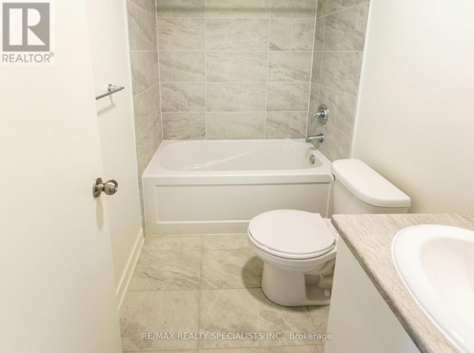106A - 16 MELBOURNE AVENUE, St. Catharines (E. Chester), Ontario, L2P0G5
