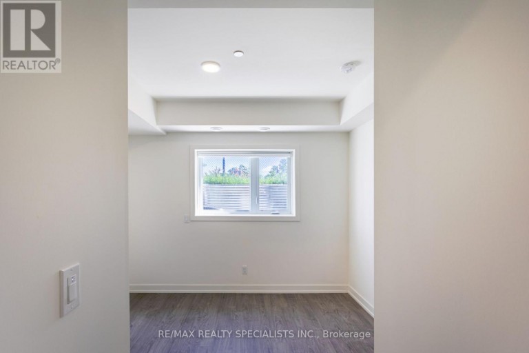 106A - 16 MELBOURNE AVENUE, St. Catharines (E. Chester), Ontario, L2P0G5