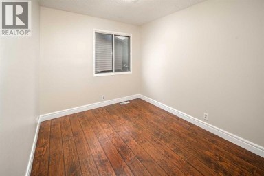 42, 380 Bermuda Drive NW Calgary Alberta photo 15