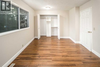42, 380 Bermuda Drive NW Calgary Alberta photo 17