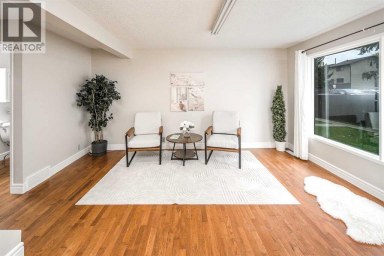 42, 380 Bermuda Drive NW Calgary Alberta photo 3