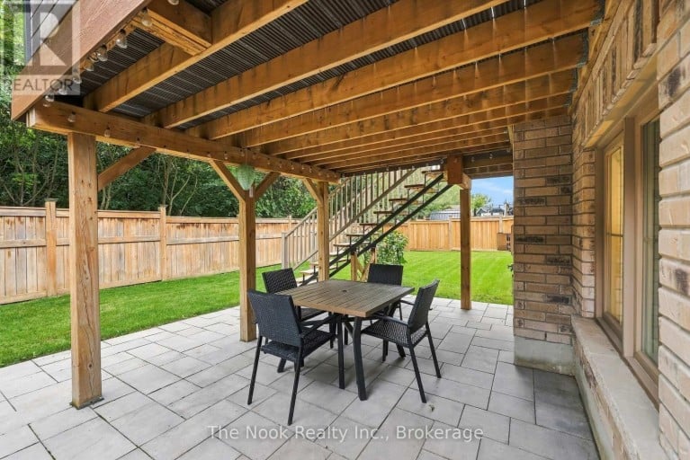 372 NORTHGLEN BOULEVARD, Clarington (Bowmanville), Ontario, L1C7E2