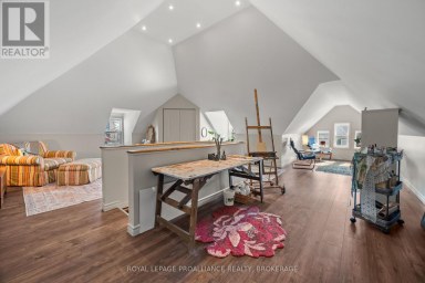 145 CHARLES STREET N, Gananoque Ontario